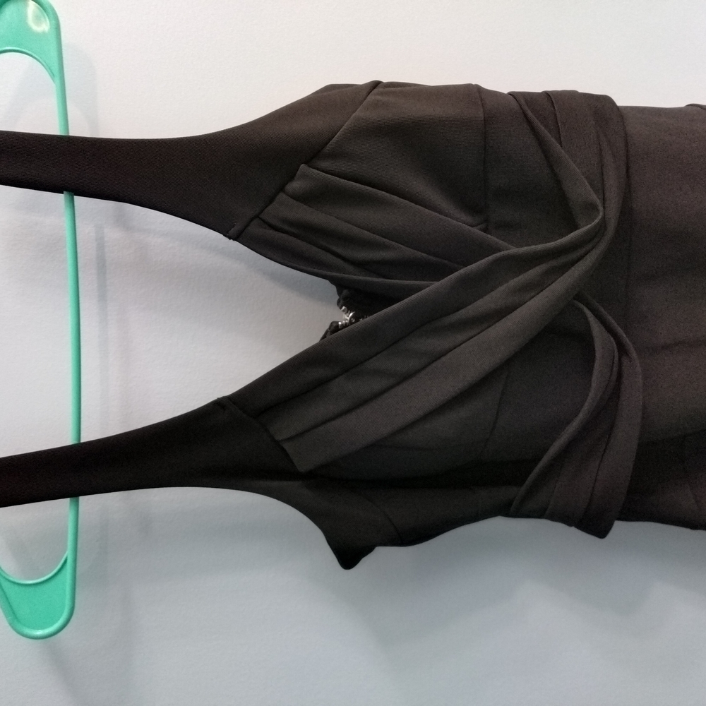 Emerald Sundae Elegant Black Dress - Picture 3 of 4